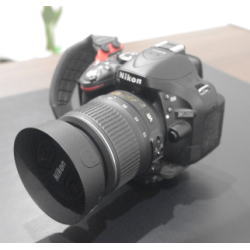 Nikon デジタル一眼レフカメラ D5200 ダブルズームキット